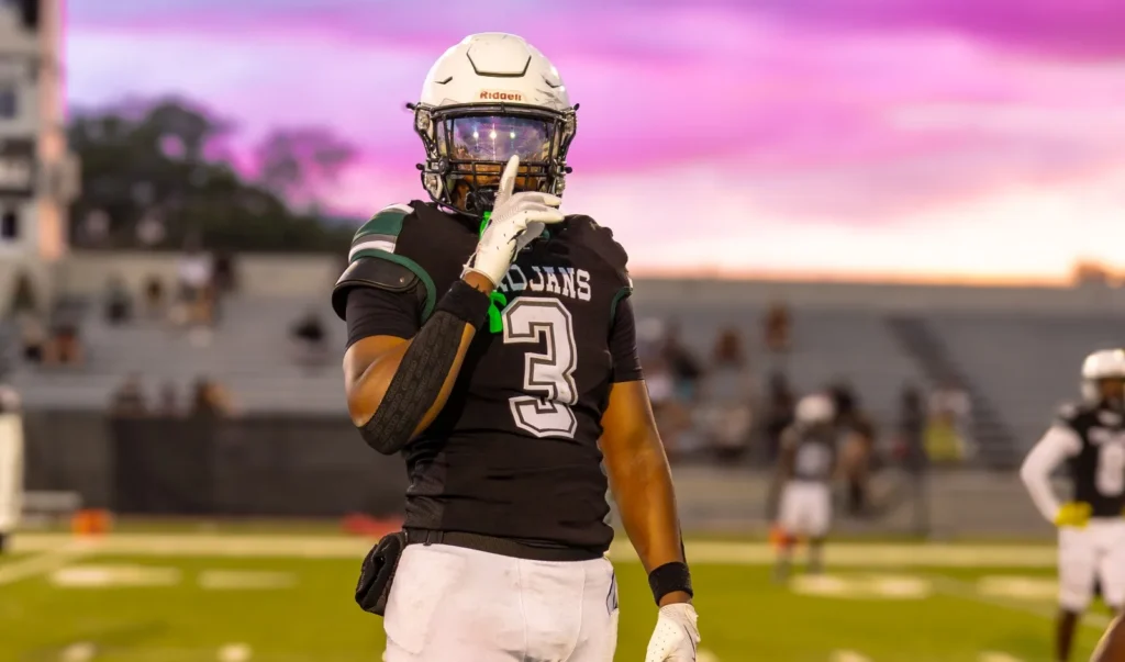 Daveon Williams Emerging as a Physical Force for Evans High School