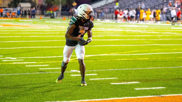 Cawanis Leonard Poised for a Breakout Season at Evans High School